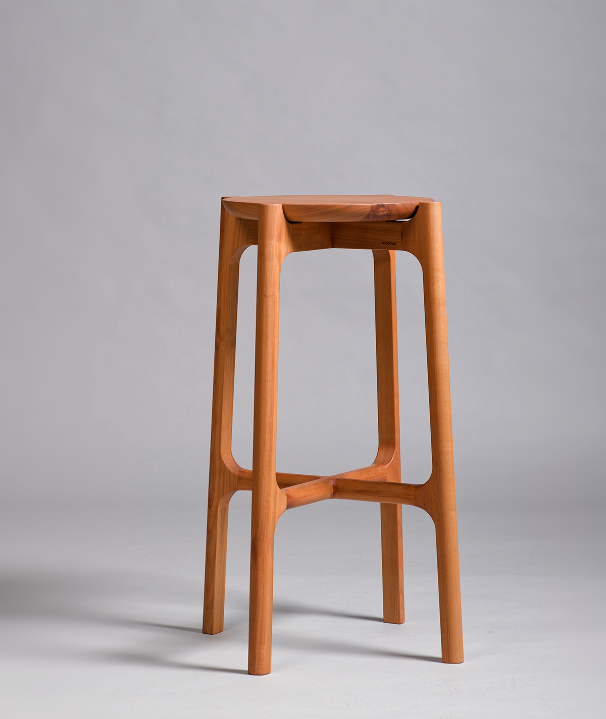 TABOURET-HAUT-EN-MERISIER